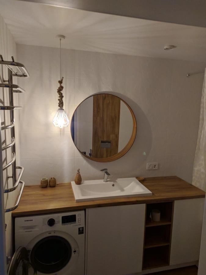 קרופיבניצקי Cozy 75 Apart In Center - 2Х Кімнатна Квартира В Центрі Кропивницького מראה חיצוני תמונה